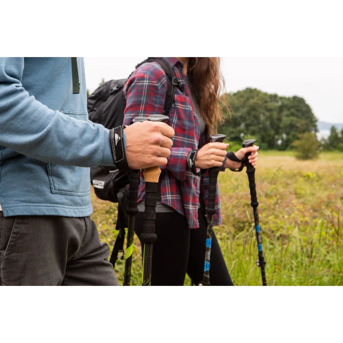 Carbon Fiber Quick Lock EVA Grip Trekking Poles 54 Inch