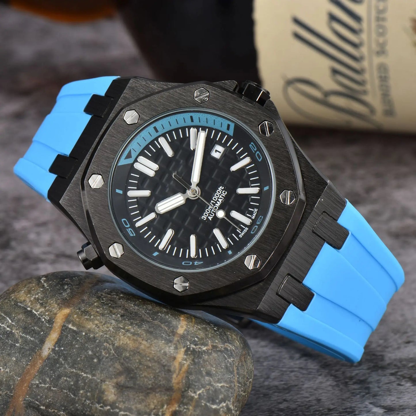 2025 Men's Luxury Quartz Watch Silicone Strap Sapphire Crystal Waterproof 100M Luminous Date Display Business Casual